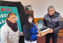 Ulapes: Entregaron computadoras y Netbook a los alumnos secundarios