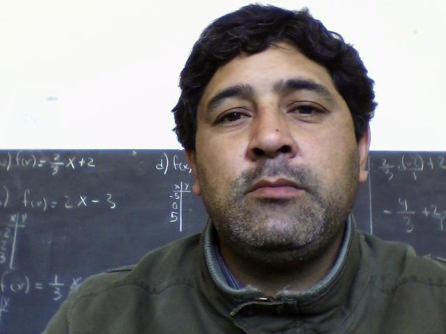600905_425115550842596_1716014100_n