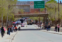 Jujuy: cuatro muertos y dos heridos al volcar una camioneta