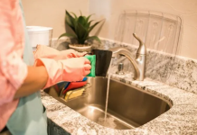 Aumenta el sueldo de trabajadores de casas particulares: cuánto pasan a cobrar en junio