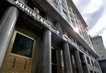 El Ministerio de Economía colocó bonos por $873.173 millones y logró pagar todos los vencimientos