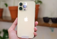 Una pareja vendió a su bebé para comprarse un iPhone 14