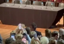 El primer beso público de Javier Milei y Yuyito González