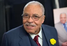 Murió James Earl Jones, el actor que le puso la voz a Darth Vader