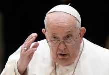 El papa Francisco “está informado” de las inundaciones en Bahía Blanca