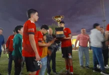 Chepes: Enrique Maza entregó el trofeo del provincial Sub-16 que llevó su nombre