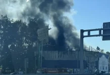 Voraz incendio destruye una conocida casa de electrodomésticos en plena Panamericana