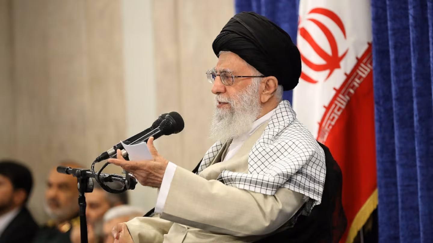 el-lider-supremo-irani-ali-jamenei-foto-efe-GLEYAKEGGBBUHBEKPFU3GOKENI