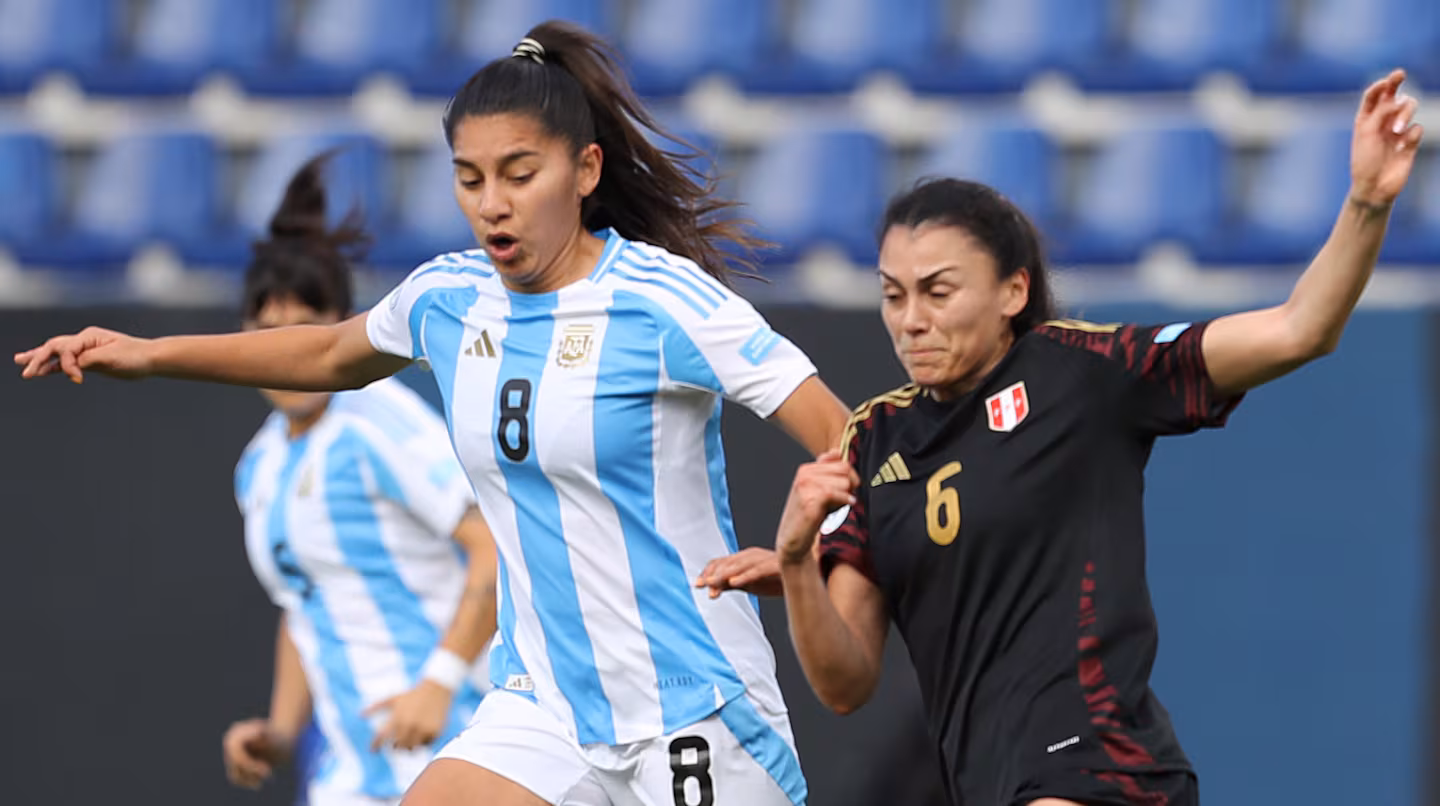 la-seleccion-argentina-se-clasifico-a-semifinales-de-la-copa-america-femenina-foto-efe-RT5PCLUWIJDDZNPDD7NQCYAKPY