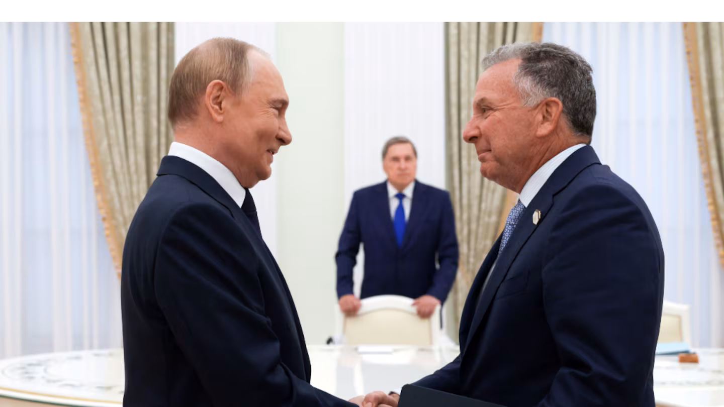 vladimir-putin-recibio-al-enviado-especial-estadounidense-steve-witkoff-foto-efeepagavril-grigorovsputnikkremlin-XRWYWC2BFVCHNOHTYBMSTPYTUU