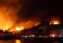 Devastador incendio en Japón: hay al menos un muerto y más de 170 edificios calcinados por el fuego