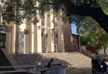 Capital: EPET N°1: revisaron mochilas de alumnos tras una amenaza que generó preocupación