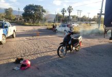 Capital: Una motociclista resultó herida tras un choque en Ruta 5 y calle Libertad