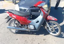 Capital: Adolescente motociclista protagonizó un choque múltiple en la rotonda de Los Sarmientos