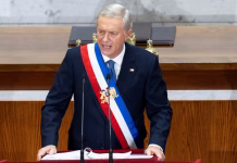 Chile: en medio de incidentes, José Antonio Kast habló en el Congreso y dijo que el ajuste causará “dolor”