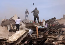 Salió a caminar por la playa 10 minutos antes de los terremotos y vio cómo se caía el edificio en el que vivía en La Guaira