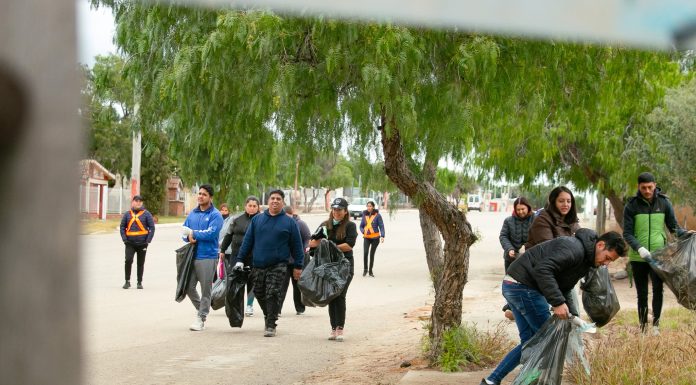 Malanzán: Vecinos se movilizan con una jornada de Plogging por el Mes del Ambiente