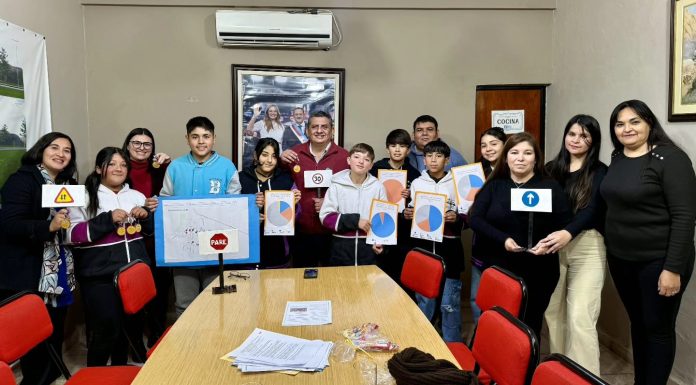 Ulapes: Alumnos de 7mo Grado presentaron su proyecto al intendente