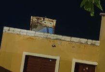 Capital: Detuvieron a un hombre tras escapar de un allanamiento y trepar al techo de una vivienda