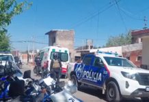 Capital: Un hombre se autolesionó con un arma blanca y su madre pidió ayuda para que reciba tratamiento