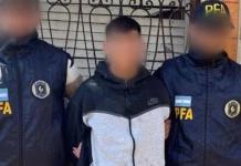 Lo buscaban desde hace 3 años por abusar de su hermana: fue detenido mientras estaba escondido en la casa de un familiar
