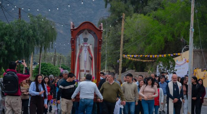 Ulapes: El Pueblo recibió la bendición de San Nicolás y la visita del obispo Dante Braida