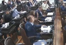 Capital: La Legislatura aprobó por unanimidad la ley que regula el uso de celulares en las escuelas de La Rioja
