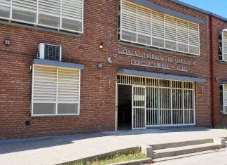 Capital: Un alumno de 14 años llevó un cuchillo a una escuela del barrio Tiro Federal