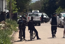Un alumno de 15 años le disparó a un compañero en el baño de un colegio en González Catán