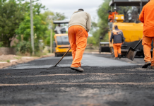 Quintela supervisó las obras de asfaltado en Tama que mejoran la circulación y seguridad en los barrios